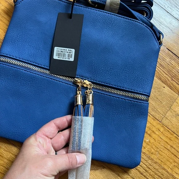 NWT Deluxity Lightweight Medium Crossbody Bag with Tassel in Bright Blue - Picture 3 of 11